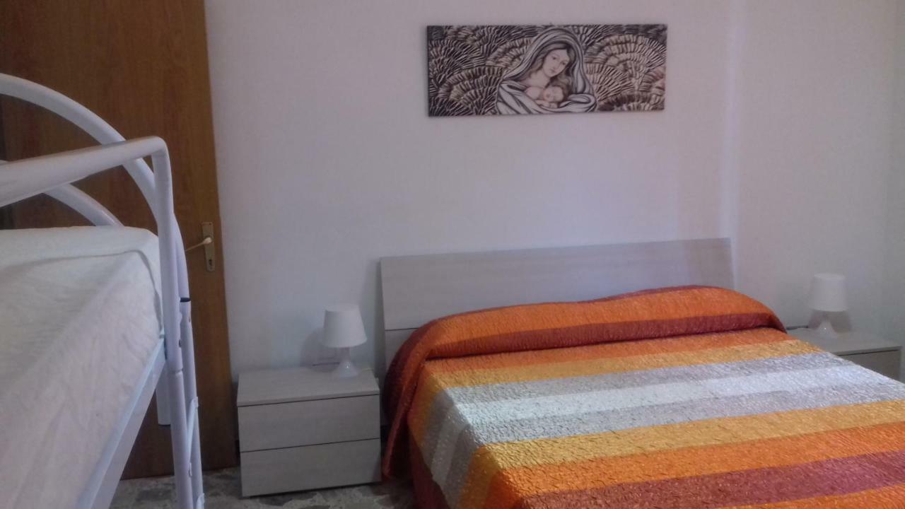 App sul lungomare San Benedetto del Tronto Exterior foto