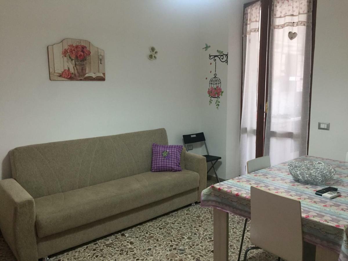 App sul lungomare San Benedetto del Tronto Exterior foto